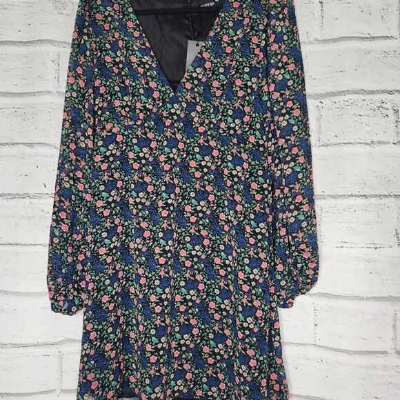 Nasty Gal V-Neck Long-Sleeve Floral Print Mini Dress Multi-Color Size 0 NWT - Picture 3 of 13
